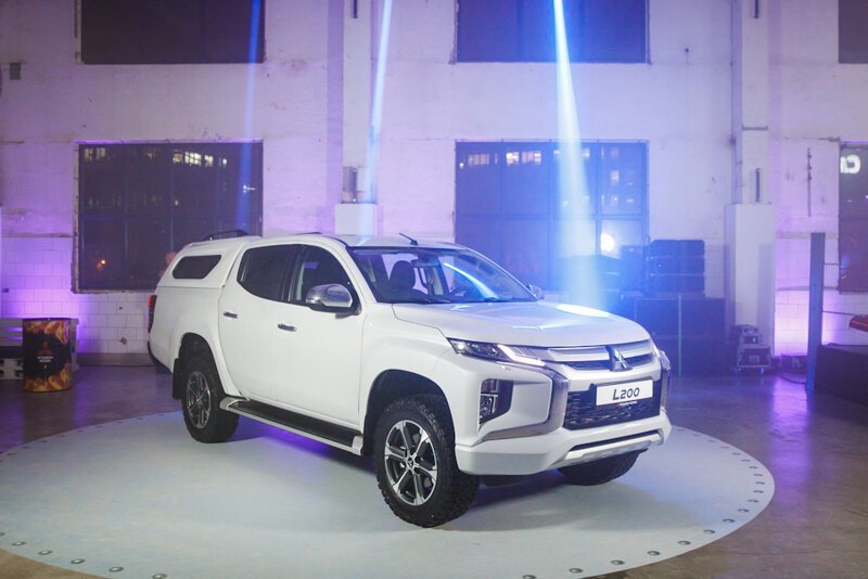 Новая, блестящая Mitsubishi L200