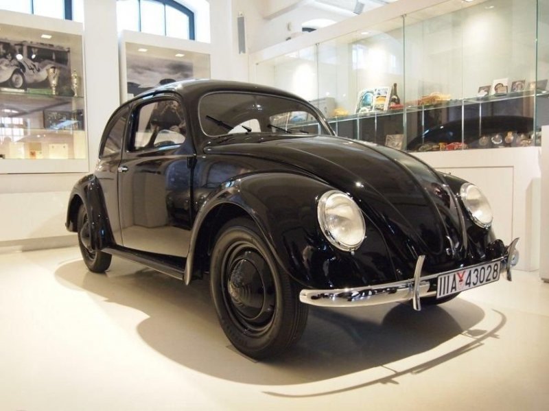 Самый старый в мире Volkswagen Beetle полностью сгорел, но был восстановлен