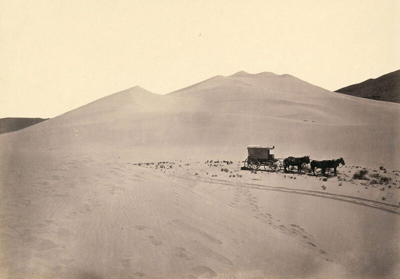 12. Повозка автора этих фотографий Тимоти О'Салливана, запряженная четырьмя мулами в пустыне Невады, 1867 год: