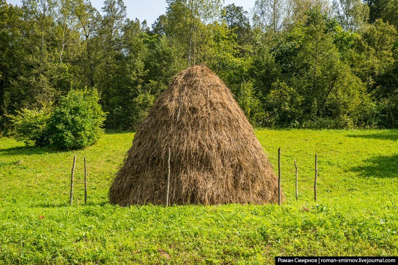 Урал с Севера на Юг. Скалы Мамбет и Кузьганак на реке Зилим