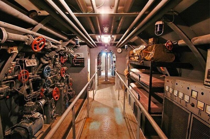 Спальные места персонала на U-571