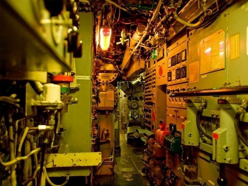 Еще фотографии внутреннего интерьера немецкой подводной лодки