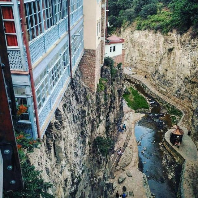 Вид из отеля в Тбилиси, Грузия
