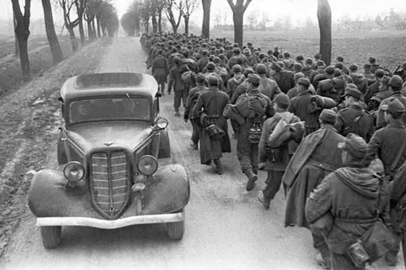 Отвоевались. Пленные под Бобруйском, 1944 год