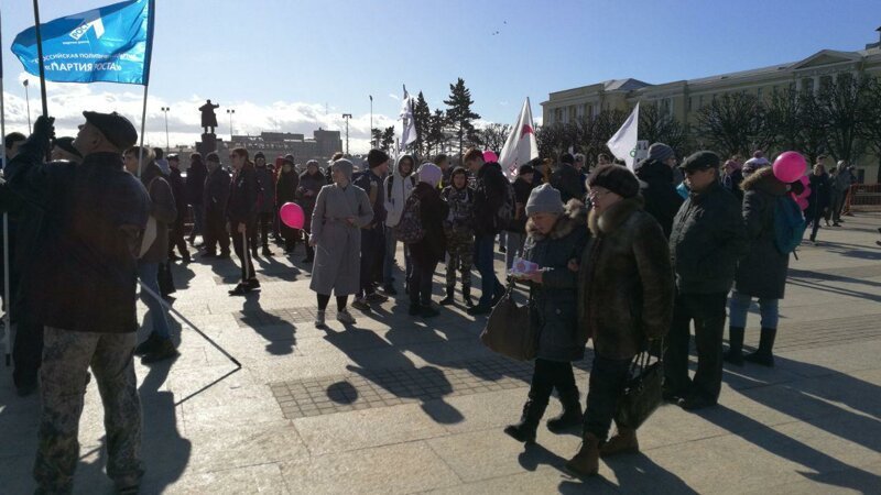 «Полтора землекопа»: на митинг у Финляндского вокзала в Санкт-Петербурге никто не пришел