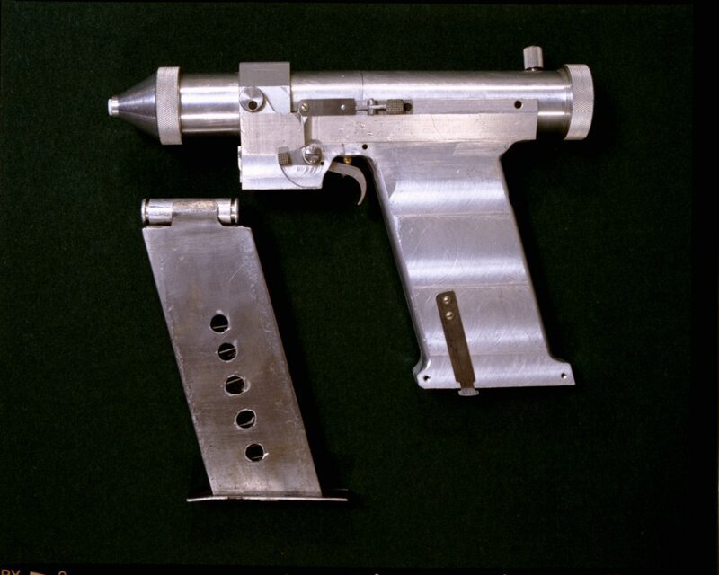 Лазерный пистолет действительно существовал — его разработали и испытывали в СССР для космоса