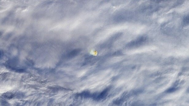 НАСА сфотографировала метеорит, грозивший планете катастрофой