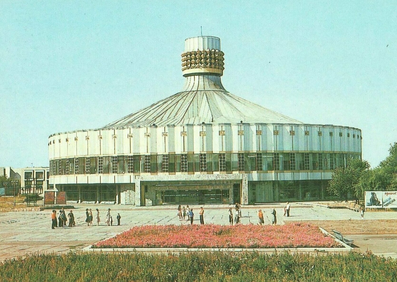 Цирки СССР архитектура