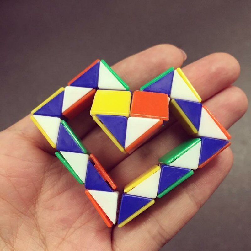 Как сделать кубик из бумаги. Оригами кубик из бумаги. Модульный куб своими руками