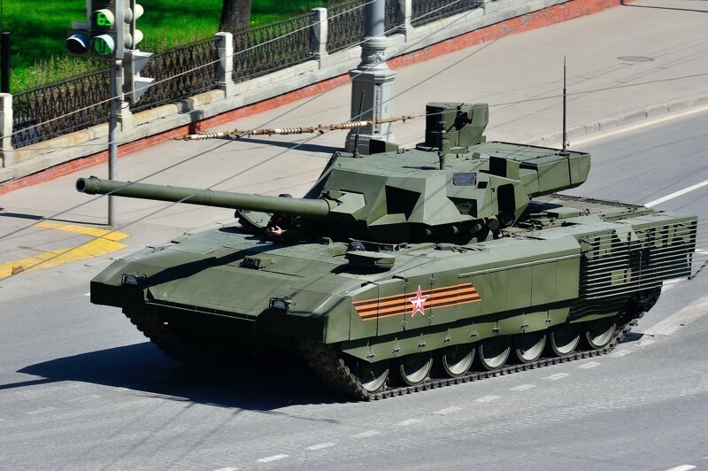 «Уралвагонзавод» передал Минобороны РФ партию танков Т-14 «Армата» и боевых машин поддержки танков