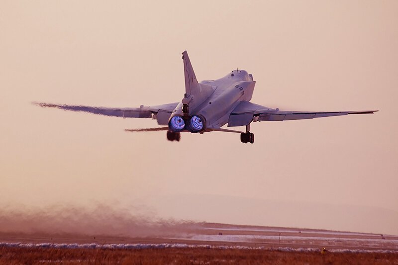 Минобороны получило очередной модернизированный бомбардировщик Ту-22М3