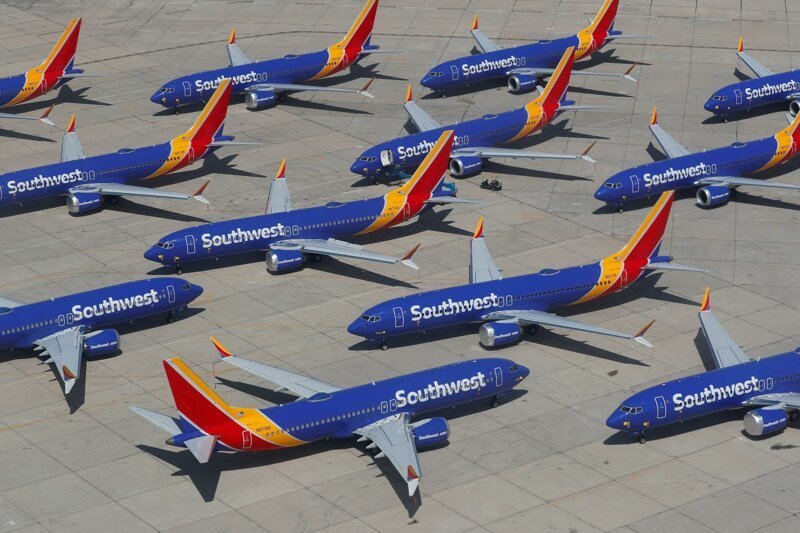 07. Самолеты Boeing 737 MAX в аэропорту Викторвилля в Калифорнии ожидают, когда разрешится кризис в авиационной отрасли, связанный с запретом полетов этих самолетов после двух катастроф, унесших жизни сотен людей. 