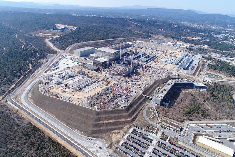 Первую крупную партию опор для реактора ITER доставили из России во Францию