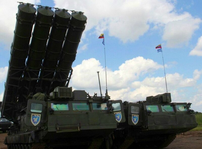 Шах Вашингтону: Китай перебрасывает войска в Венесуэлу