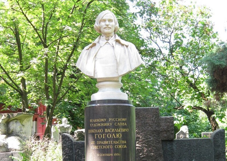 4 загадки жизни и смерти Николая Гоголя