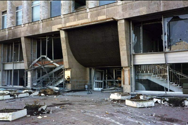 1993 год. Москва, телецентр после попытки путча 
