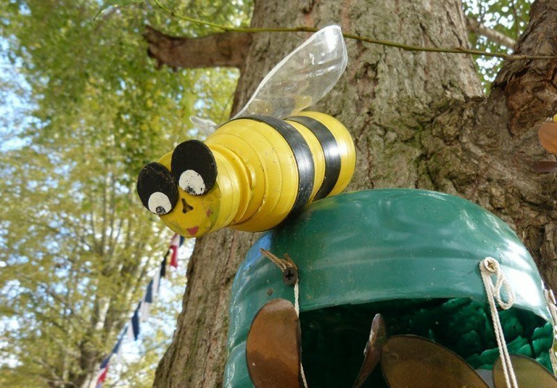 пчела своими руками для сада