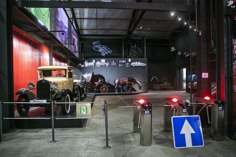 "Моторы Октября" — новый автомобильный музей в Москве