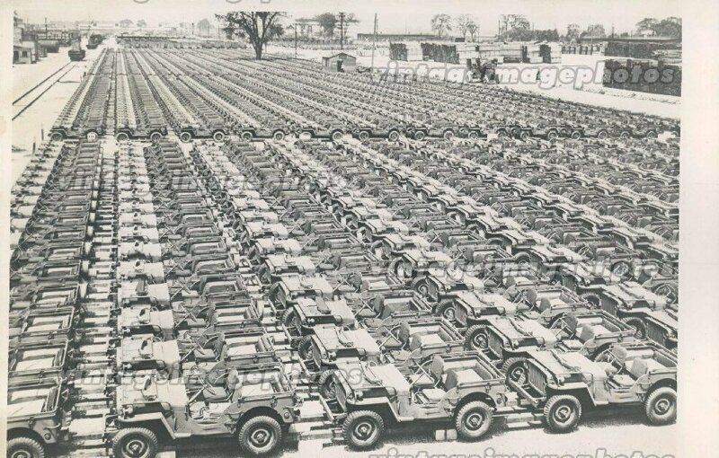 Пару тысяч джипов. Колумб, Огайо, 1945.