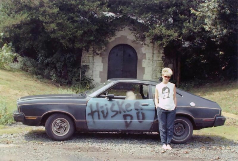 Фанатка рок-группы Hüsker Dü. Где-то в Нью-Джерси, 1984 год. Фото Дэвида Маккензи