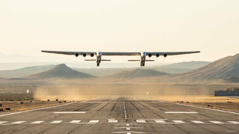Совершён первый полёт самого большого в мире самолёта