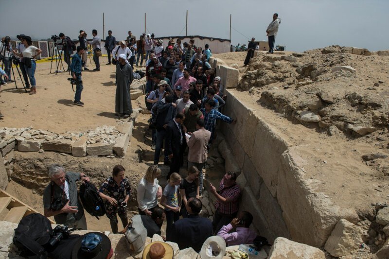 В Египте нашли уникальную цветную гробницу
