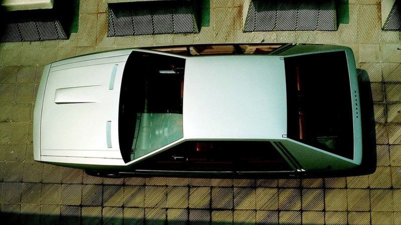 Концептуальный автомобиль Audi Karmann Asso di Picche