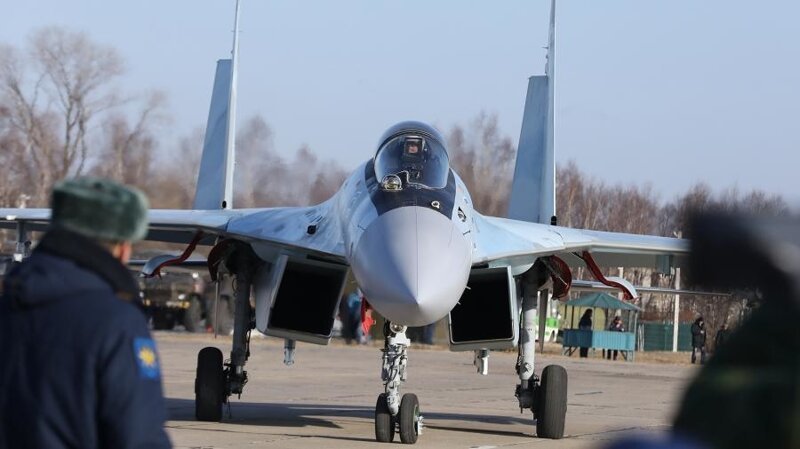 Китай получил 24 российских истребителя Су-35