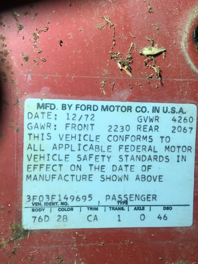 Ford Mustang с кузовом кабриолет простоял в сарае больше 30 лет