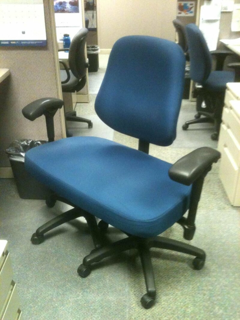 Прикольное офисное кресло