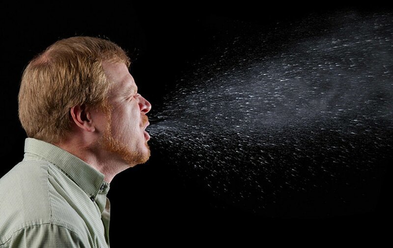Бесят больные, которые кашляют и чихают, не прикрывая рот или нос. Кажется их миссия – распространить как можно больше вирусов гриппа