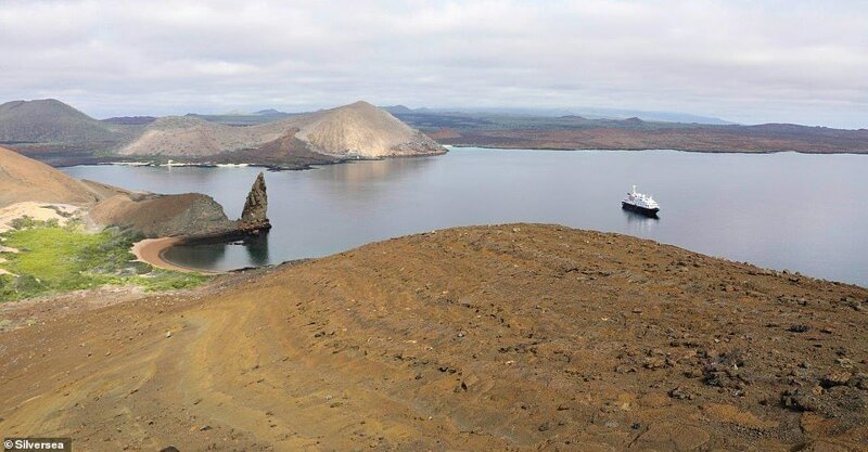 14. Лайнер Silver Galapagos от фирмы Silversea был специально разработан для круизов на просторы отдаленного вулканического архипелага в Тихом океане - Галапагосских островов. Судно вмещает всего 100 пассажиров, но программа - более чем впечатляющая