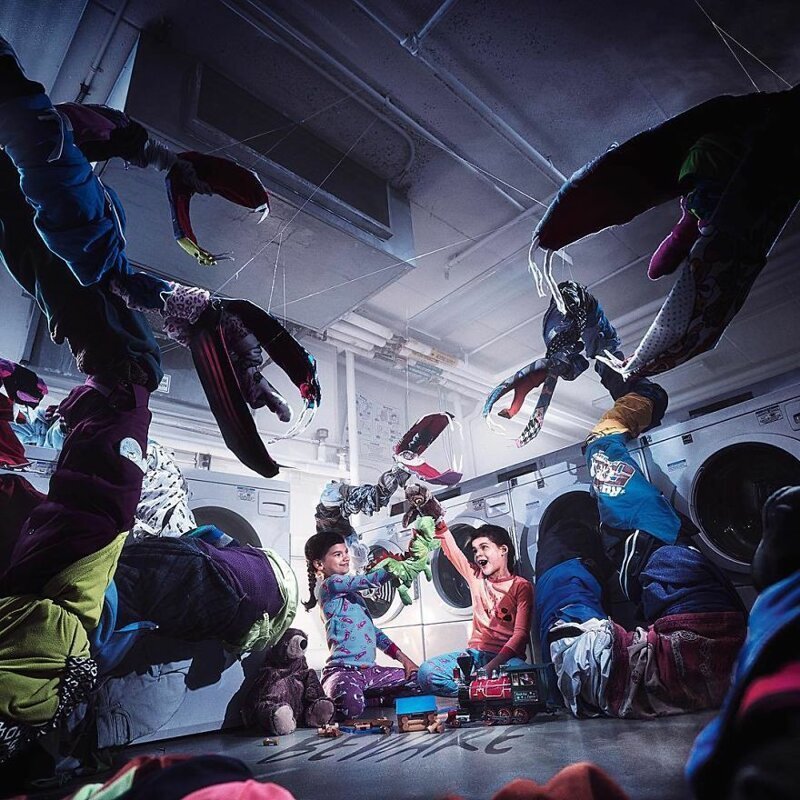 Канадский фотограф создает провокационные художественные инсталляции из отходов