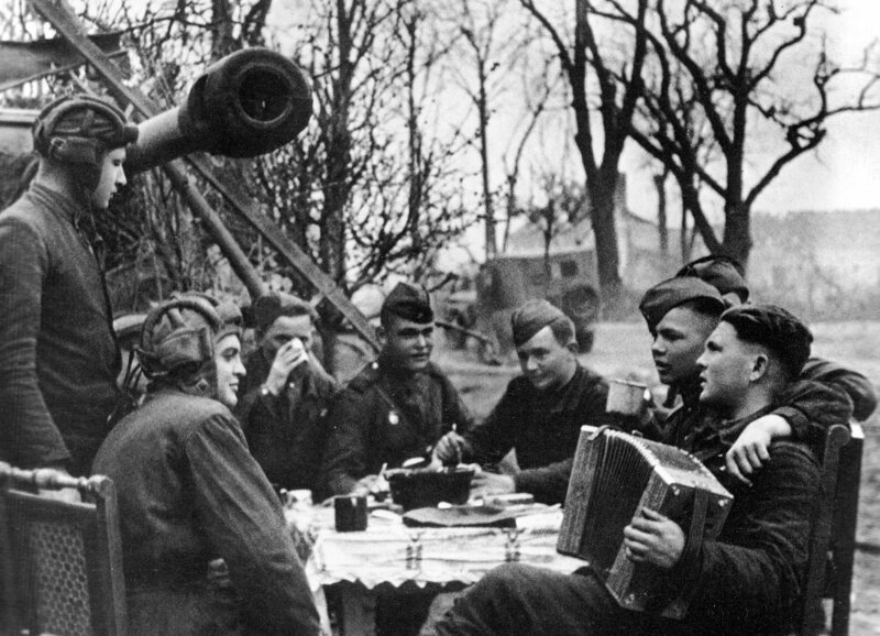Появились факты: в 1945 году немки сами домогались советских солдат