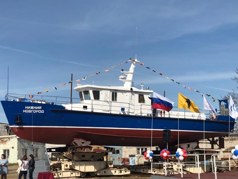 На Ярославском СЗ спущено на воду новое водолазное судно