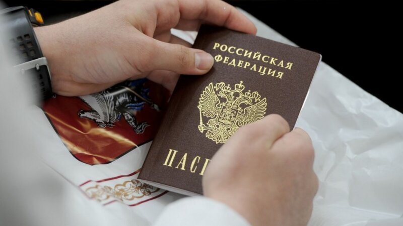 Новостной сайт "НОВОСТИ ДОНБАССА" удалил свой твит о паспортах для жителей Донбасса