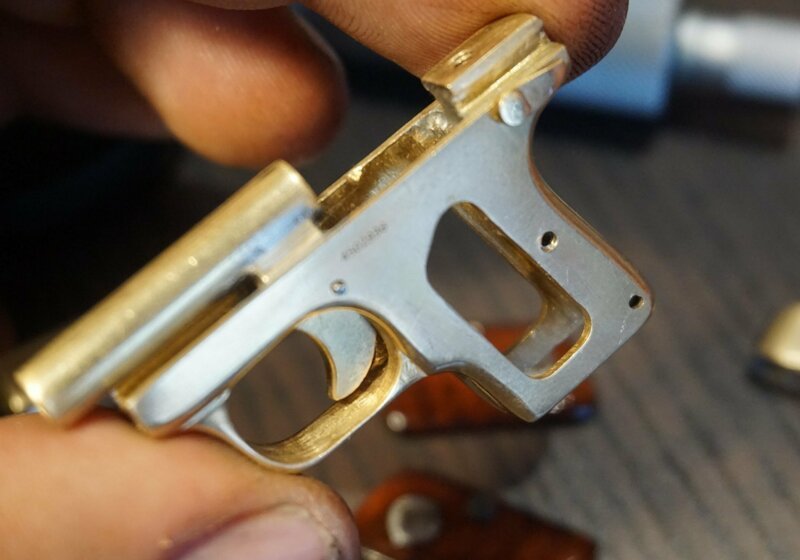 Миниатюрный Colt 1908 Model N