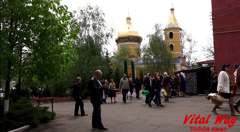 Пасха 2019 в Днепропетровске (Свято-Тихвинский женский монастырь)