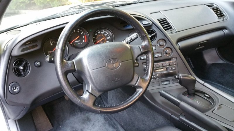 Нетронутая Toyota Supra 1994 с минимальным пробегом: очень дорого