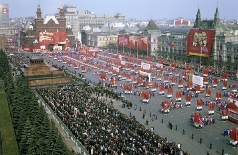 Парад в Москве. 