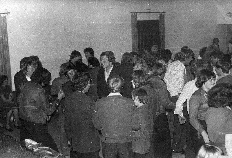 4. Это фото сделано в 1978 году в Кицково 
