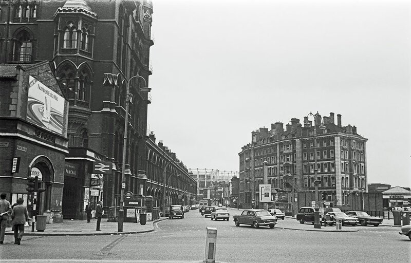 Чудесные старые фотографии Лондона - каким он был в 1977 году