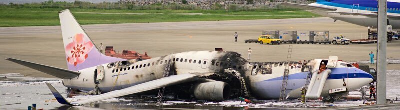 SSJ-100 плох, потому что пачками падают Boeing 737 MAX. Александр Роджерс