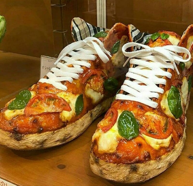 20. «Когда пицца превратилась в обувь»