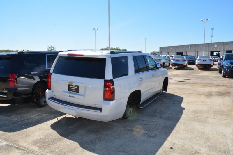 Воры сняли 124 колеса с автомобилей Chevrolet на парковке дилерского центра