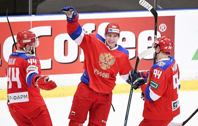 Российские хоккеисты разгромили чехов на чемпионате мира