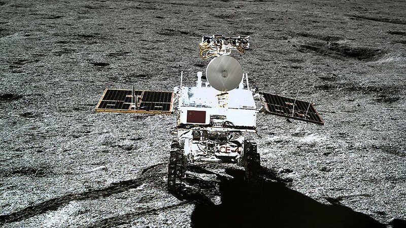 Китайский луноход впервые в истории добыл образцы лунной мантии