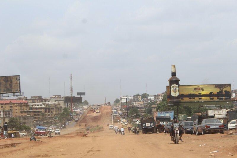 Экология? Не, не слышали! Как живётся в нигерийской Ониче — городе с самым грязным в мире воздухом