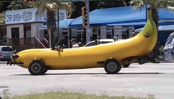 27. Машина-банан