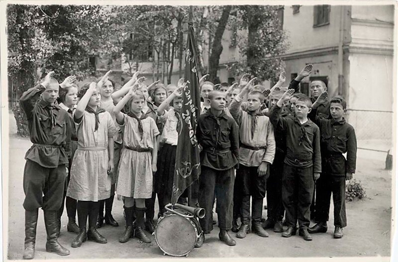 День Пионерии. 97-я годовщина со дня образования Всесоюзной пионерской организации